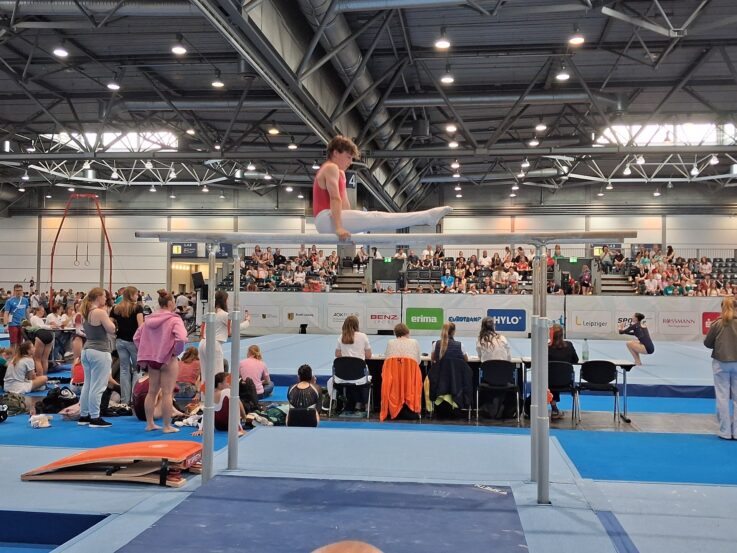 Deutscher Vizemeister Lukas Westermeier am Barren Deutscher Vizemeister Lukas Westermeier am Barren