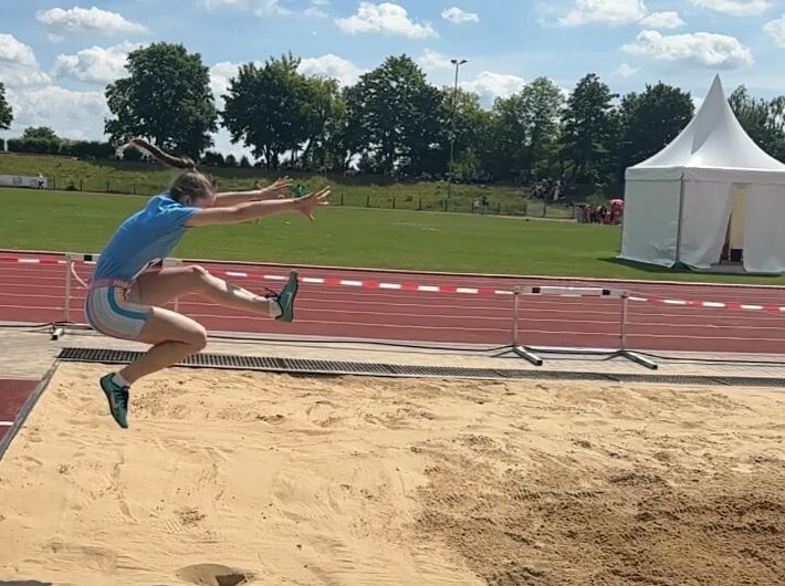 Katharina Schreiner beim Weitsprung Katharina Schreiner beim Weitsprung