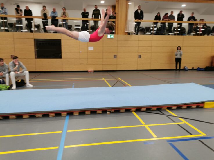 IMG_20250329_101616 Förster Michi Michael Förster bei seiner Bodenübung