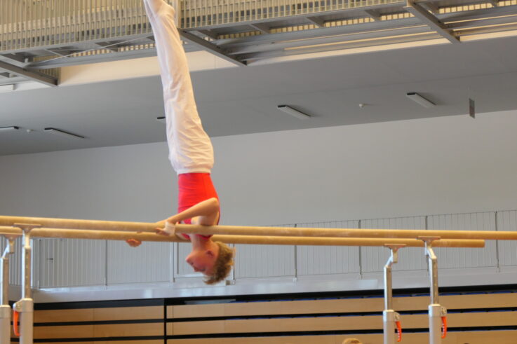 Ilian Hegel gewann mit seiner Mannschaft im JG 2009 Ilian Hegel gewann mit seiner Mannschaft im JG 2009