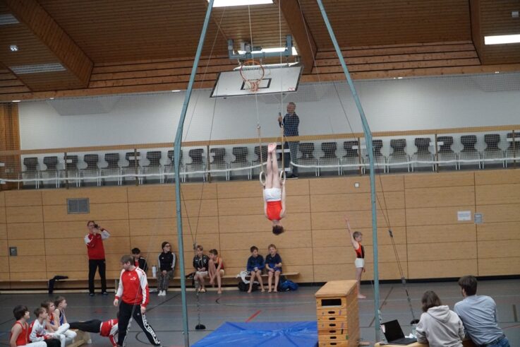 Lukas Funk an den Ringen