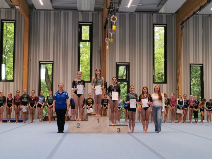 Siegerehrung Jahn JG 2012-2011 Mädchen Siegerehrung Jahn JG 2012-2011 Mädchen