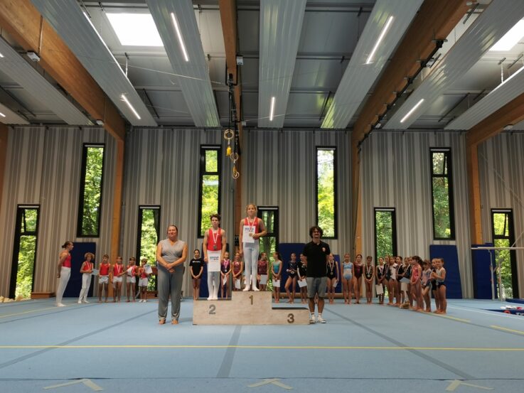 Siegerehrung Buben JG 2011 2012 Siegerehrung Buben JG 2011 2012